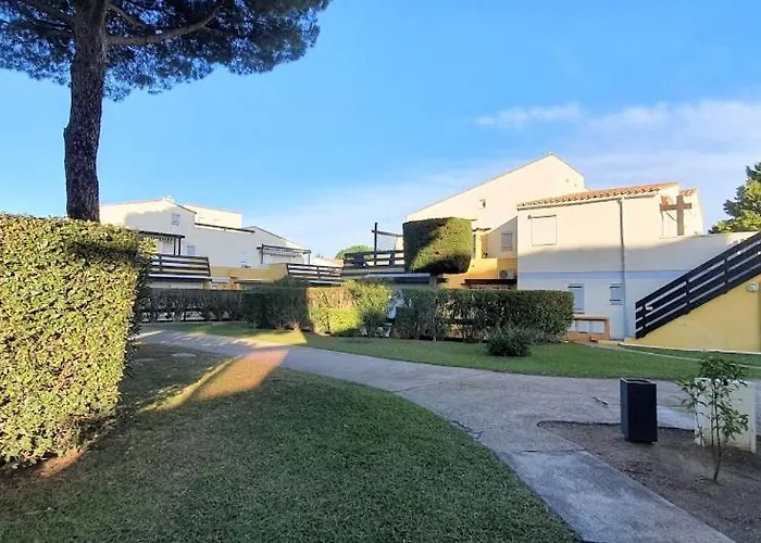 Tennis Village