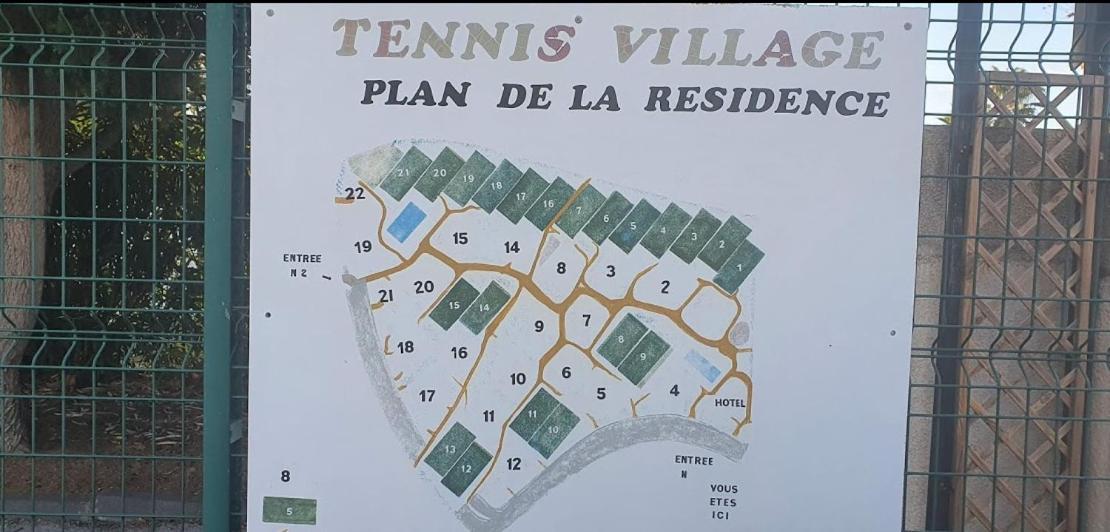 Tennis Village *